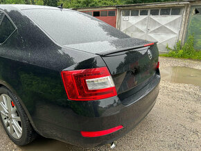 SKODA OCTAVIA 3 spoiler kridlo lipko na kufor - 11