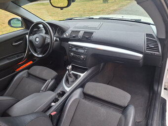 BMW 118d sport TOP STAV  - 11