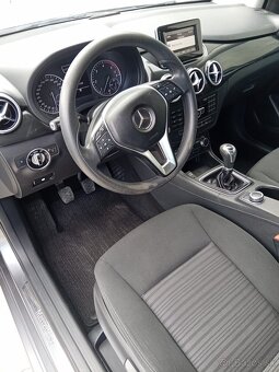 Mercedes Benz B 180CDI Executive - 11