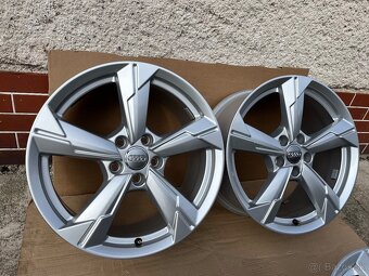 R18 originálne Alu disky 5x112 Audi - 11