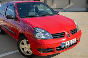 Renault Clio - 11