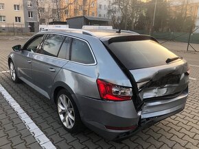 ŠKODA SUPERB 1.6 TDI DSG - 11