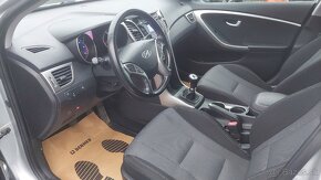 Hyundai i30 1.4 CRDi DOHC 16V Comfort - 11