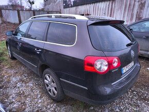 Volkswagen Passat Variant 1.9 TDI 77kw BXE- motor KO - 11