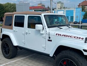 Jeep Wrangler Hemi 6.4 Rubicon - 11