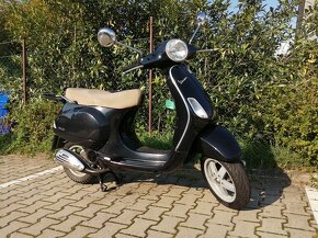 Piaggio Vespa LX 125 rok 2005 - 11