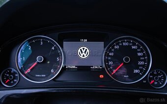 VW Touareg 3.0 tdi - 11