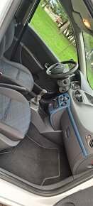 Renault Clio 1.2 - 11