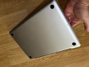 Apple Macbook Pro i5 - 17" /SUPER CENA/ - 11