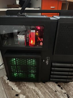 Thermaltake Level 10 GT - 11