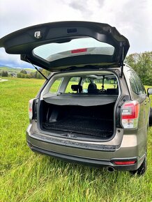 Subaru Forester 58.000 km, benzin, automat DOHODA MOŽNÁ - 11