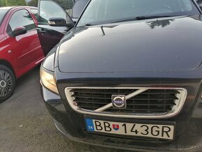 VOLVO V50 - 11