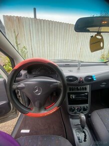 Mercedes benz A160 - 11