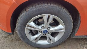 Ford Focus 1.6 Ti-VCT Sport - 11