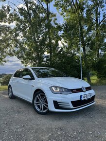 Volkswagen golf mk7 GTI - 11