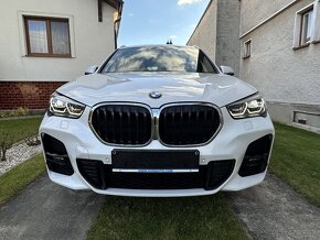 BMW X1 M-Packet xDrive25e Plug-in hybrid 162kW,PANO,HARMAN - 11