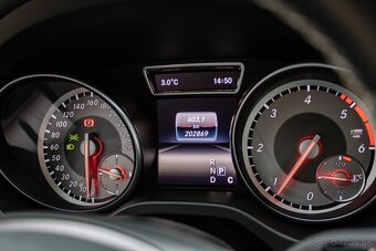 Mercedes-Benz CLA SB 200 CDI AMG LINE 4matic - AJ NA SPLÁTKY - 11