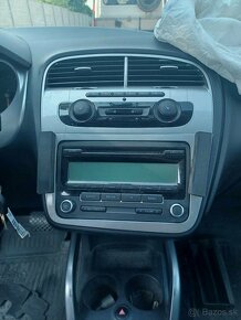 Rozpredam Seat Altea XL 1.6Tdi 77kw CAY DSG - 11