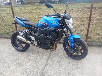 Yamaha FZ1 - 11