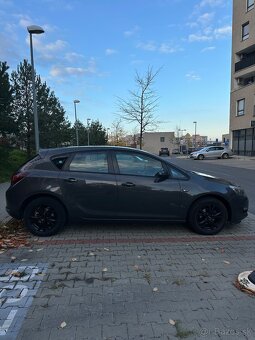 Opel Astra J 1.6 2015, 85kw, benzín - 11