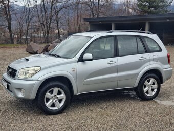 TOYOTA RAV4 2,0D-4D   4x4 - 11