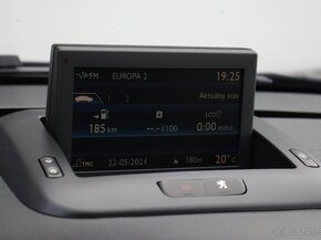 Peugeot 3008 1.6 HDi Automat & Navigácia - 11