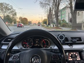 Volkswagen Passat CC 2.0 TDI DSG - 11