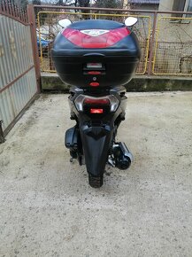 Yamaha Tricity 125 - 11