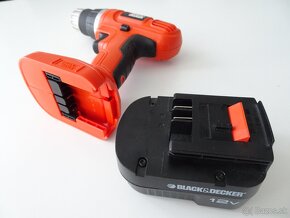 Predám kvalitnú AKU-VŔTAČKA/ŠRÓBOVAčKA+BATERIA Black Decker - 11