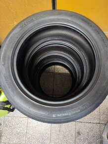 Pneu 215/55 R17 - 11