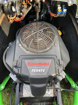 Etesia MKEHH Zahradní traktor traktůrek sekačka, uzávěrka - 11