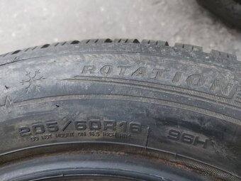 205/60R16 NOKIAN- DUNLOP sada zimných pneumatik - 11