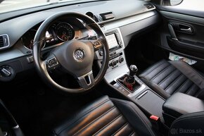 Volkswagen Passat CC - 11