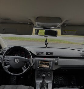 Volkswagen Passat b6 2.0 TDi 103 Kw - 11