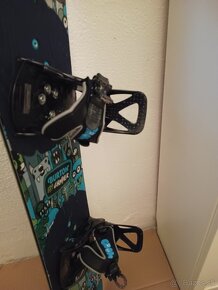 120 cm detsky snowboard BURTON + viazanie + boty - 11