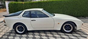 Porsche 944 - 11