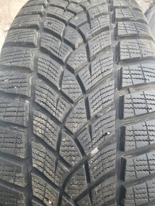 5x112r16 obute zimne 215/60r16 - 11