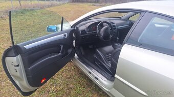 Peugeot 407 coupe 2.7 HDi iba 134 000 km - 11