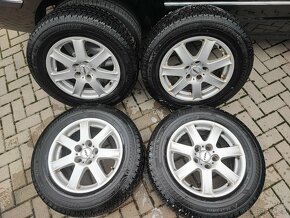 Predám elektróny na zimných gumách vw T5-multivan 5x120 R16 - 11