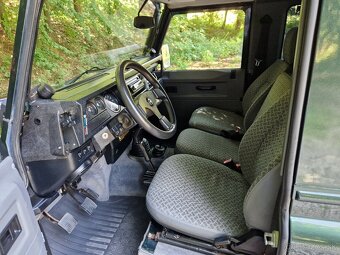 Land Rover Defender 2.5 turbodiesel Webasto 7 miestne 4x4 - 11