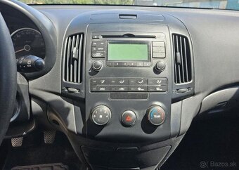 Hyundai i30 1.4-KLIMA-ISOFIX - 11