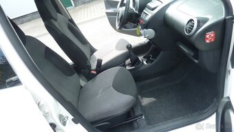 Toyota AYGO 1,0 VVT-i 5dveř.,NAVI - 11