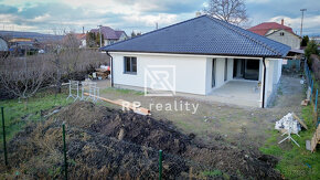 ĎURKOV, novostavba RD na kľúč, pozemok 600m2, komplet IS - 11