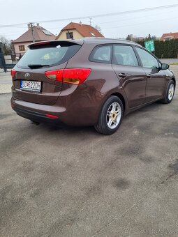 Kia ceed 1,6 - 11