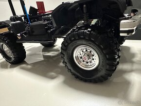 Ford Bronco 1 Traxxas - 11