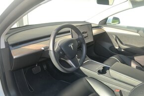 TESLA 3 s extra zárukou navyše do 2027 - 11