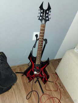 Elektrická gitaraB.C.Rich ???? kombo 35wOramge LDX - 11