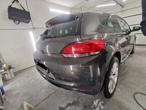 Volkswagen Scirocco 2.0TDI - 11