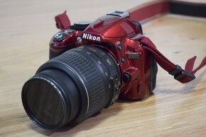 Nikon d3100 RED s VR objektivom 18-55 AF - 8 tisic zaberov - 11