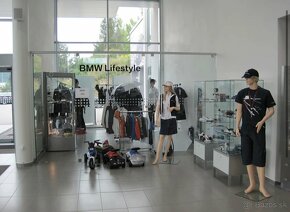 PREDAME SHOWROOM BMW V BB O C.ROZLOHE 6920M2 - 11